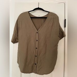 VETTA Textured Girlfriend Shirt in Dark Khaki